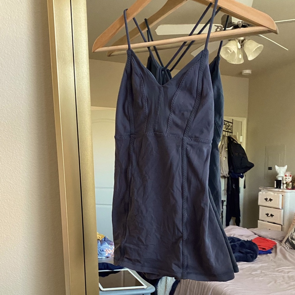 Lululemon top size 8